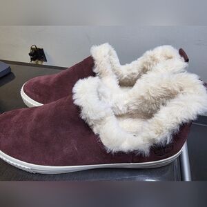 Timberland Women's Burgundy Suede Fur Slippers
